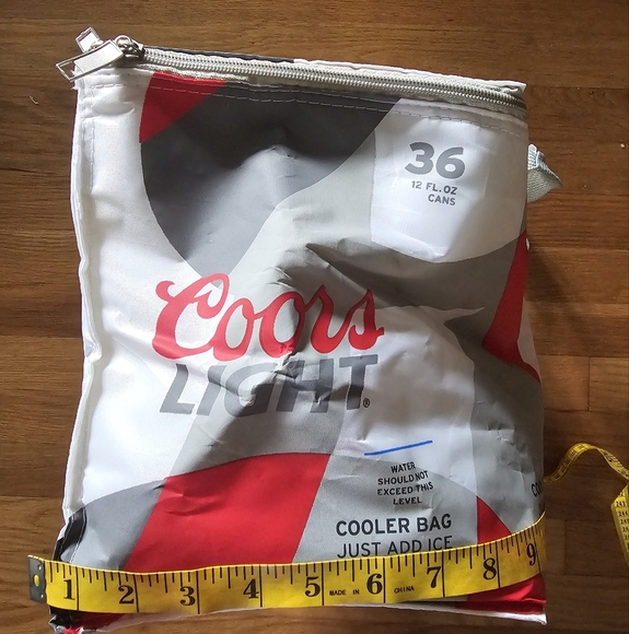 Coors Light Rectangular Zippered Soft Cooler Bag For Drinks Holds 36 12 OZ Cans - Picture 7 of 12
